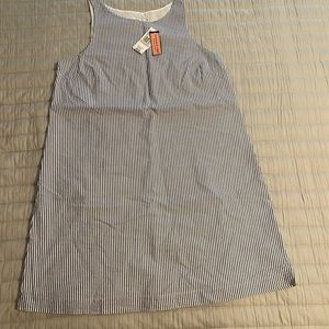 COPY - NWT VINEYARD VINES DRESS